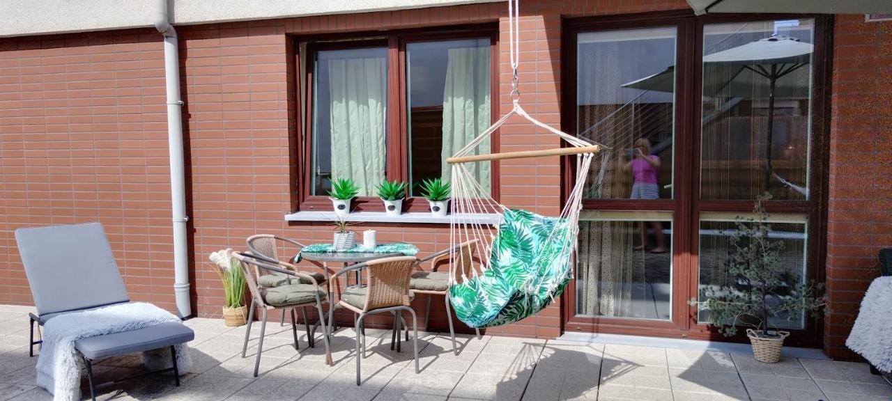 Apartament Amber Z Duzym Tarasem Apartman Kołobrzeg Kültér fotó